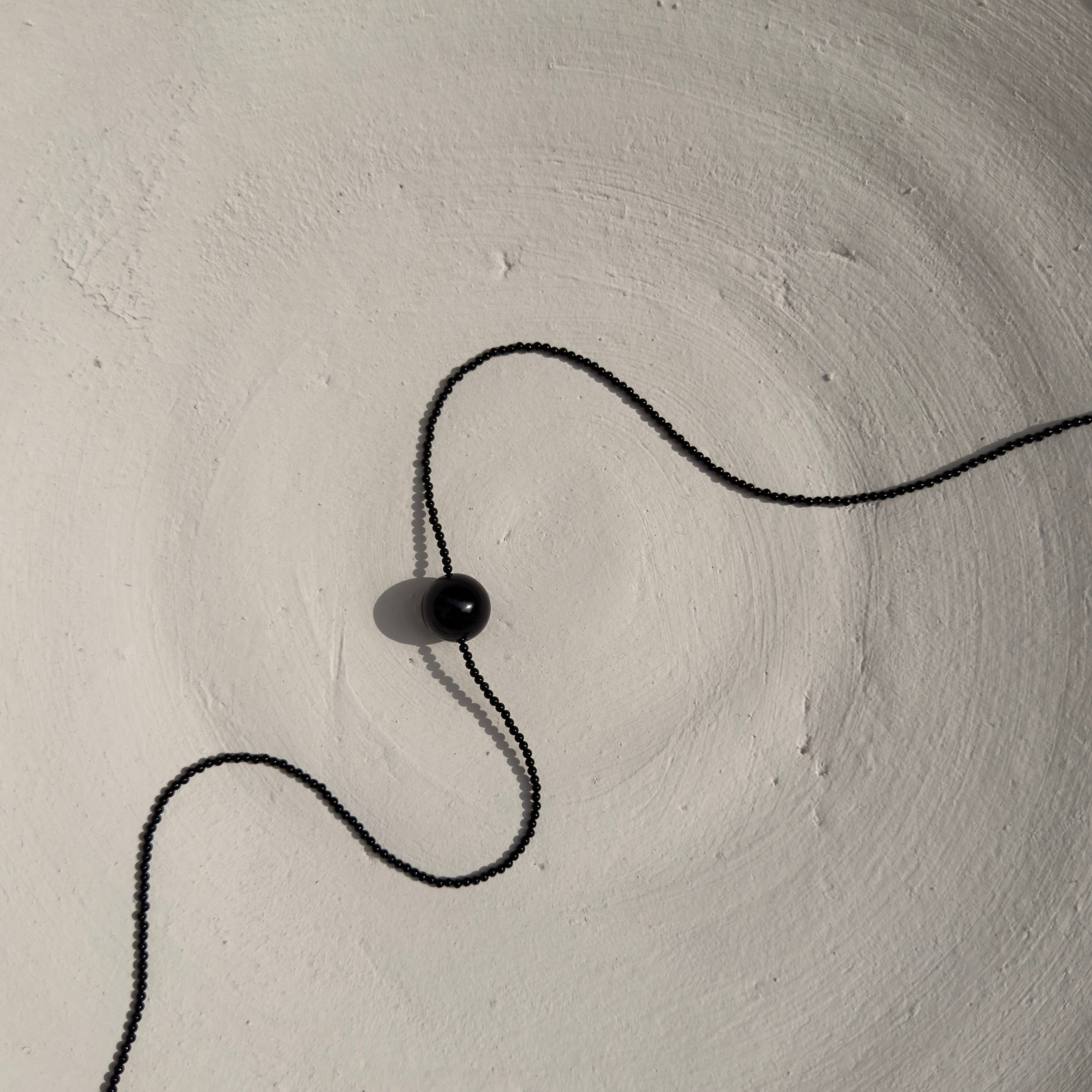 Boule Necklace