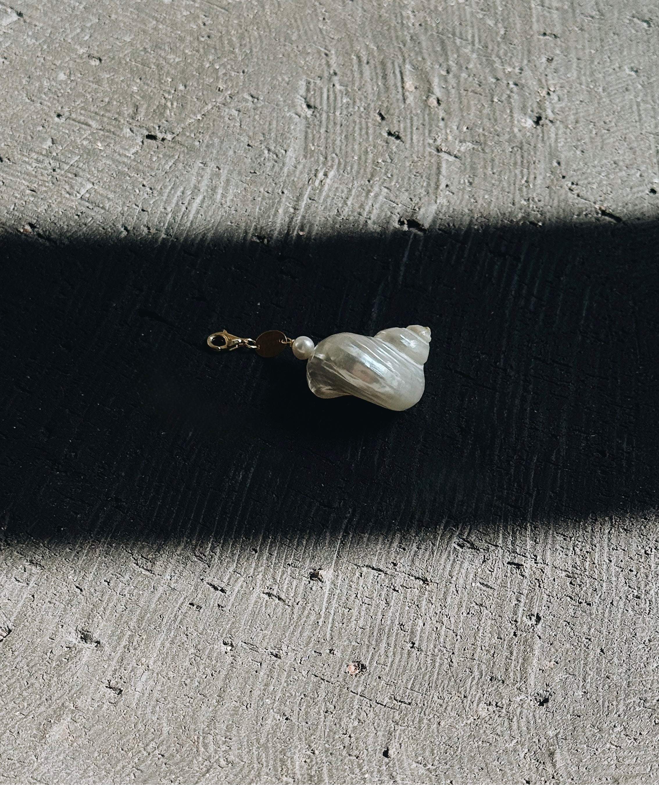 Shelly Amulet