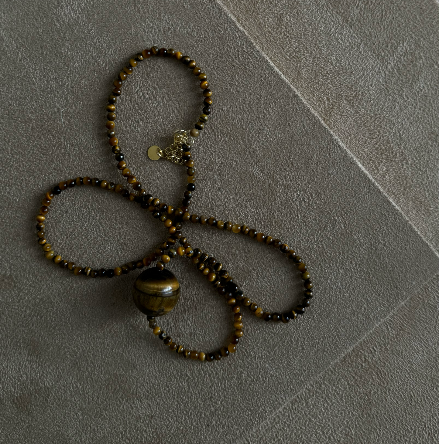 Boule Necklace