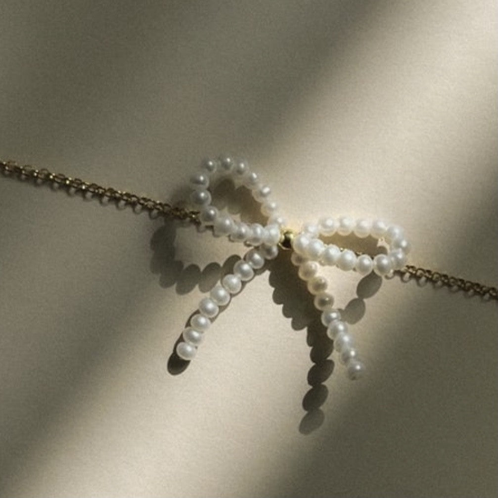 Bow Choker