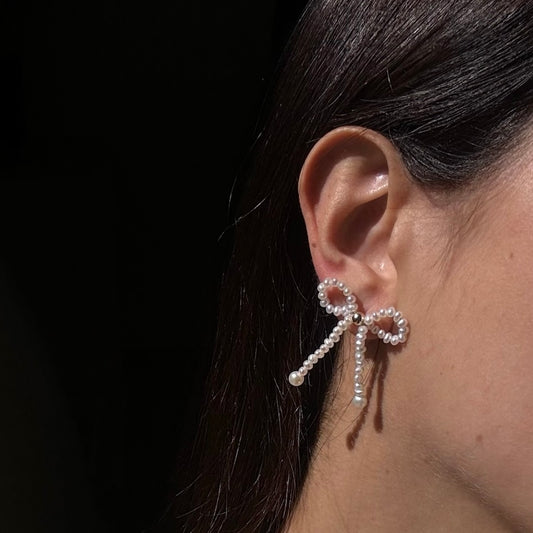 Blissy Pearl Earrings