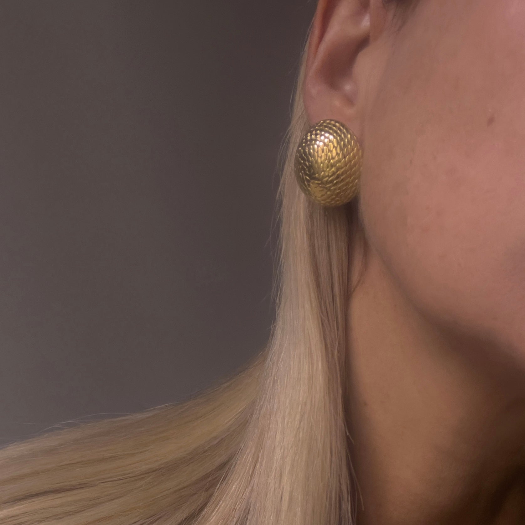 Bouton Earrings